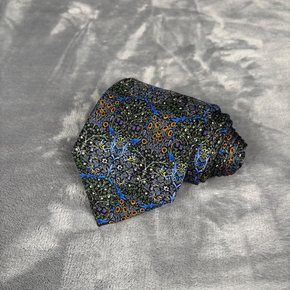 The Metropolitan Museum of Art Floral Bird Necktie Men's Silk Jacquard Woven - Picture 1 of 6